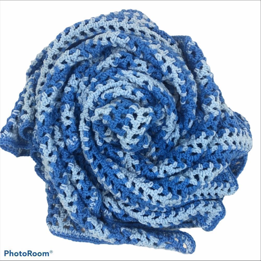 Hand made Knit Blue Blanket Brand New 52”‎ x 45.5”
